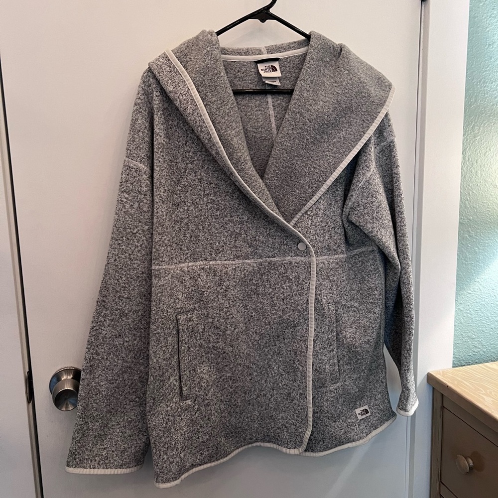 The North Face Grey Fleece Hooded Wrap